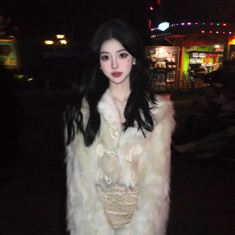 Package hip fox fur coat imitation of mink hair coat