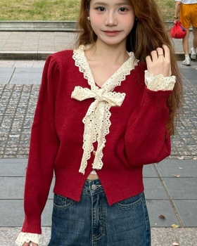 Autumn and winter knitted V-neck bow bottoming sweater