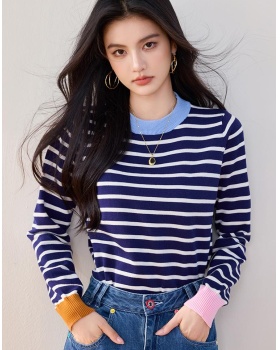 Round neck mixed colors sweater stripe tops for women