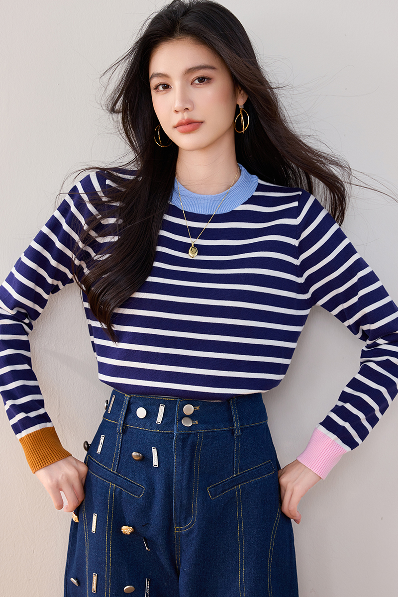 Round neck mixed colors sweater stripe tops for women