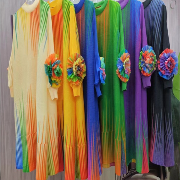 Disk flowers fold long printing Pleats Please dress