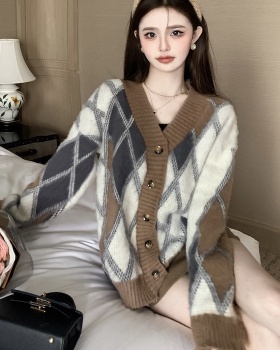 Korean style loose coat brown quilted pattern sweater