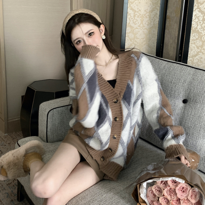 Korean style loose coat brown quilted pattern sweater