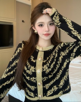 Gold line temperament cardigan knitted ladies tops for women