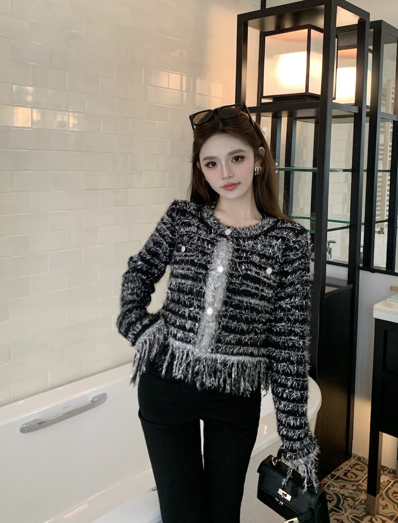 Round neck tassels coat long sleeve chanelstyle shawl