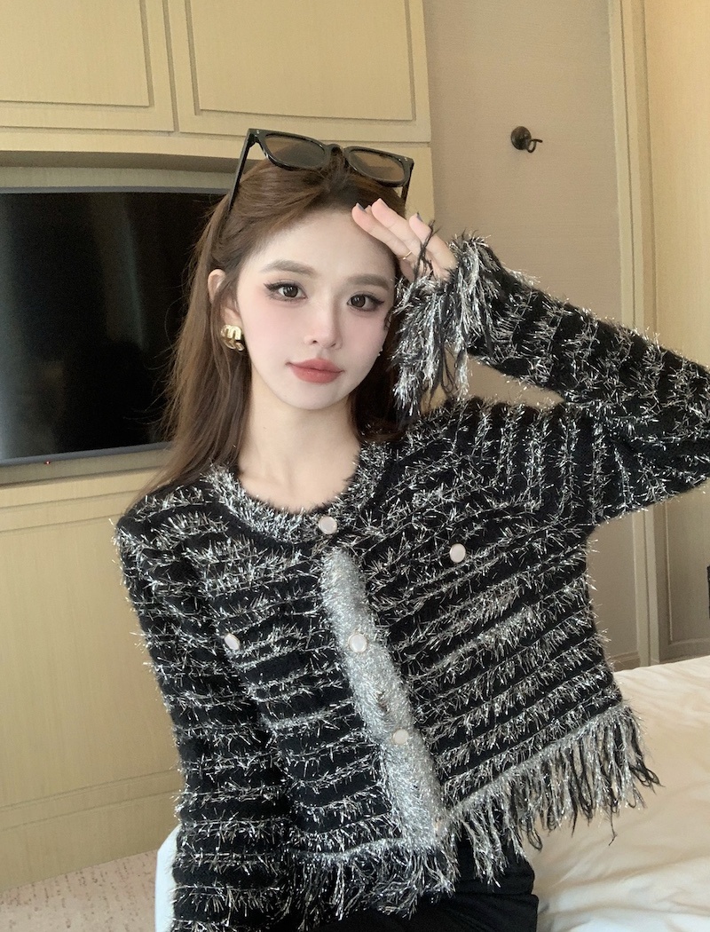 Round neck tassels coat long sleeve chanelstyle shawl