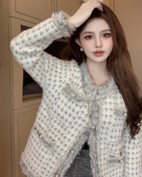 Ladies autumn and winter sweater temperament coat for women