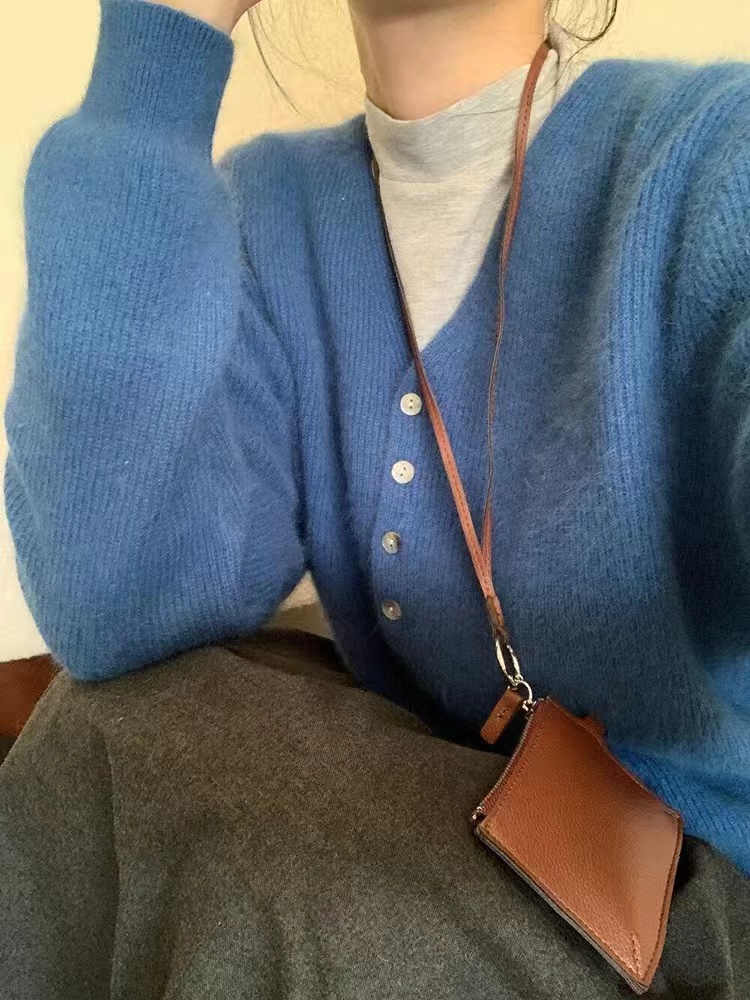 Single-breasted sweater blue coat for women