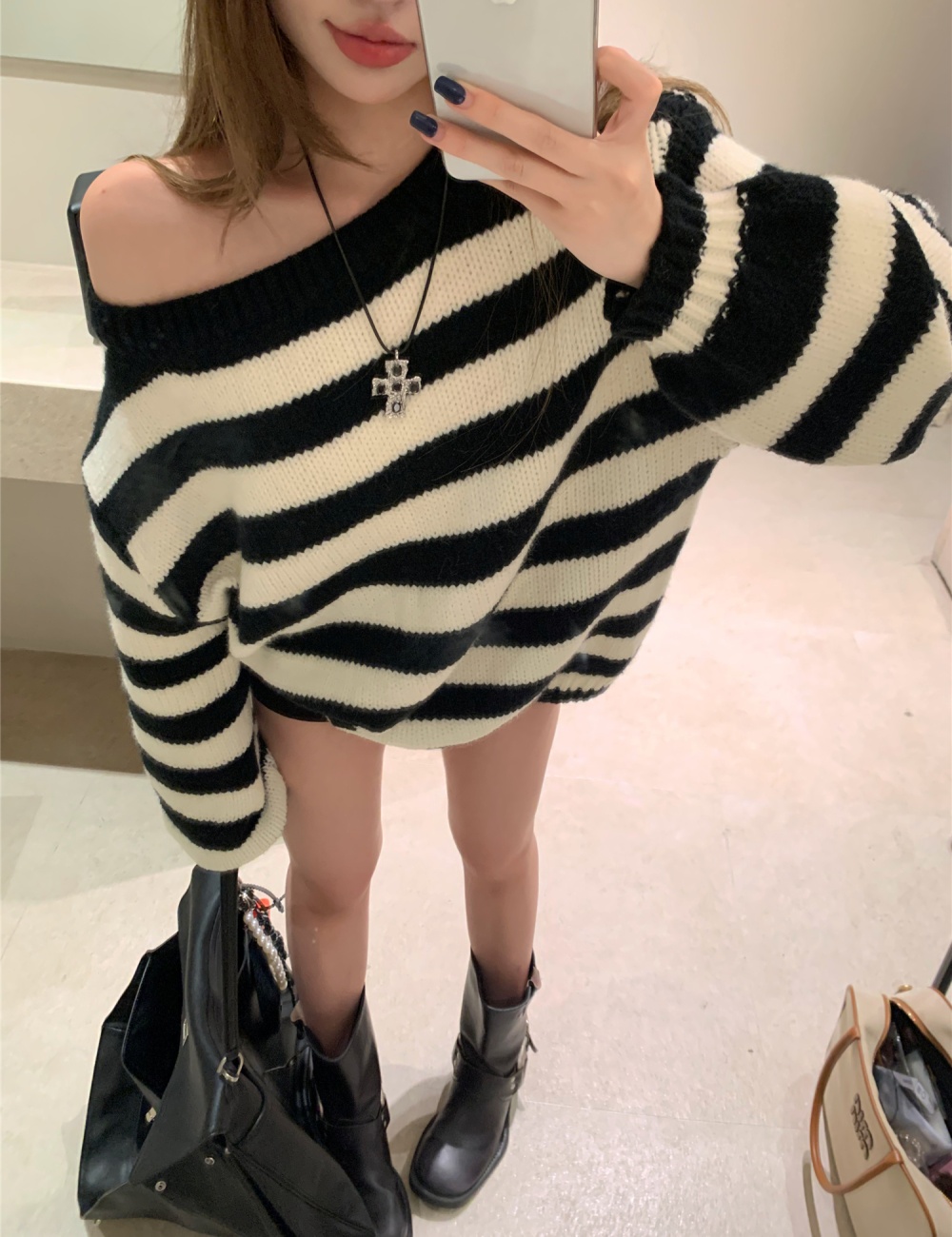 Lazy strapless sweater stripe tops