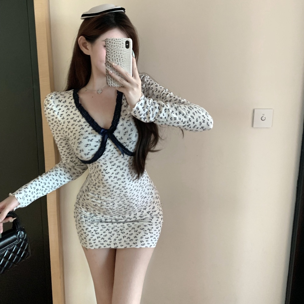 V-neck tight long sleeve puff sleeve dress for women