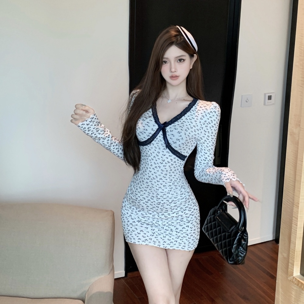 V-neck tight long sleeve puff sleeve dress for women