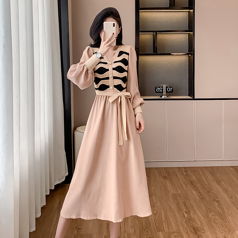 Korean style spring and autumn bottoming temperament dress