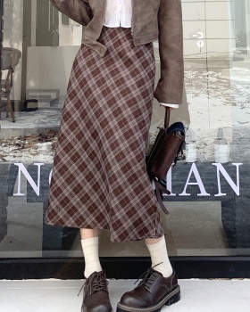 Plaid long autumn skirt