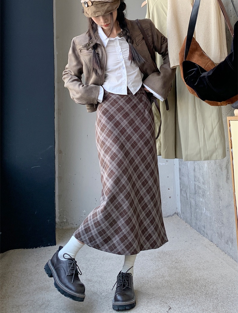 Plaid long autumn skirt