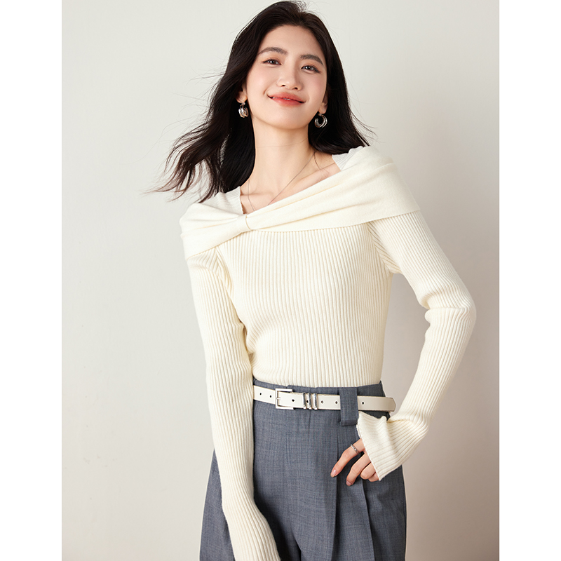 Flat shoulder tops knitted sweater for women