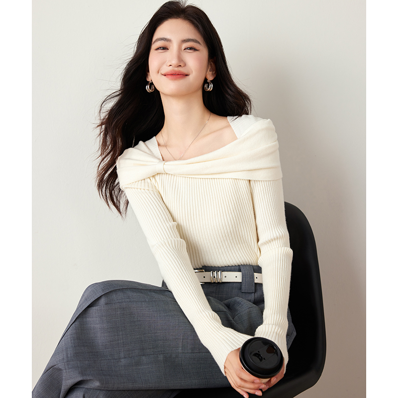 Flat shoulder tops knitted sweater for women