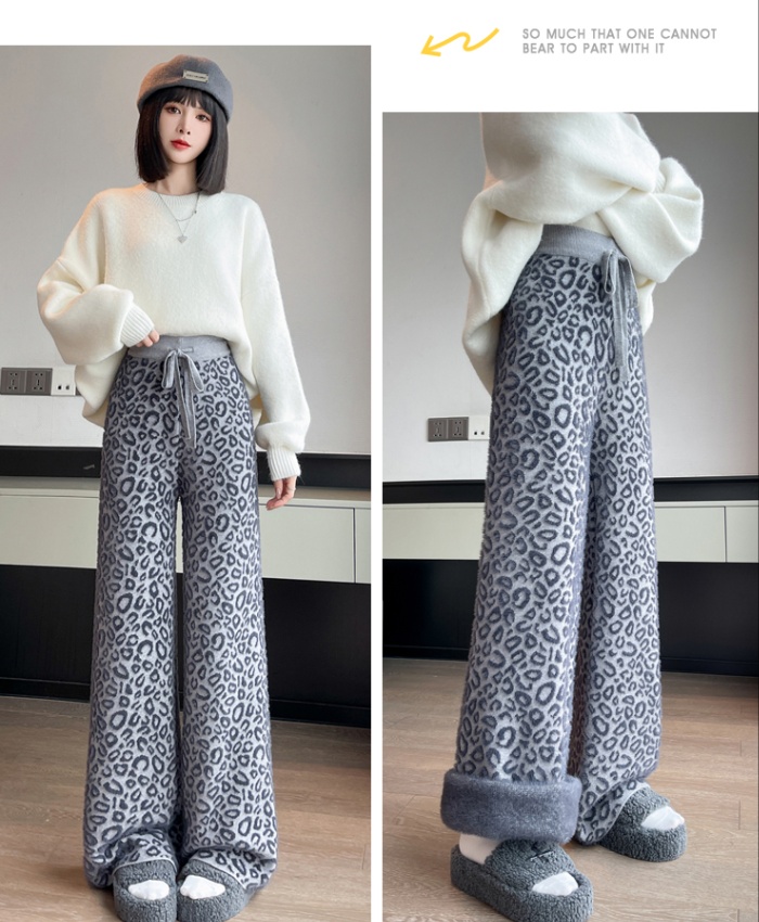 Mopping knitted autumn and winter wide leg pants for women