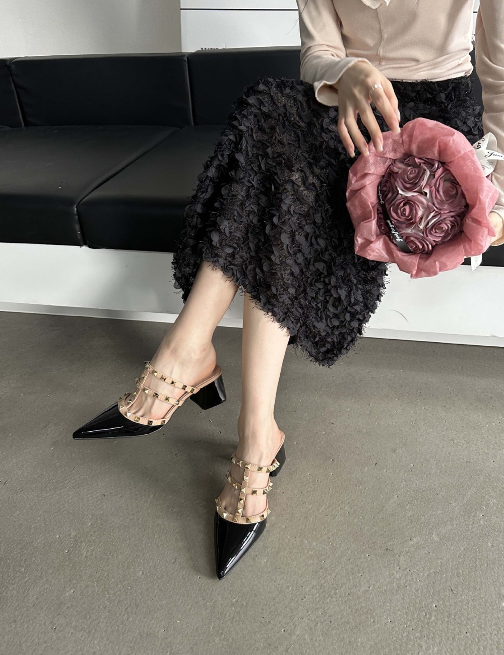 Korean style thick fashion rivet autumn pointed slippers