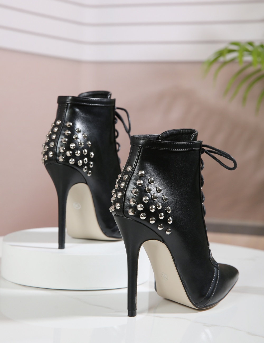 Locomotive pointed boots Punk style stilettos