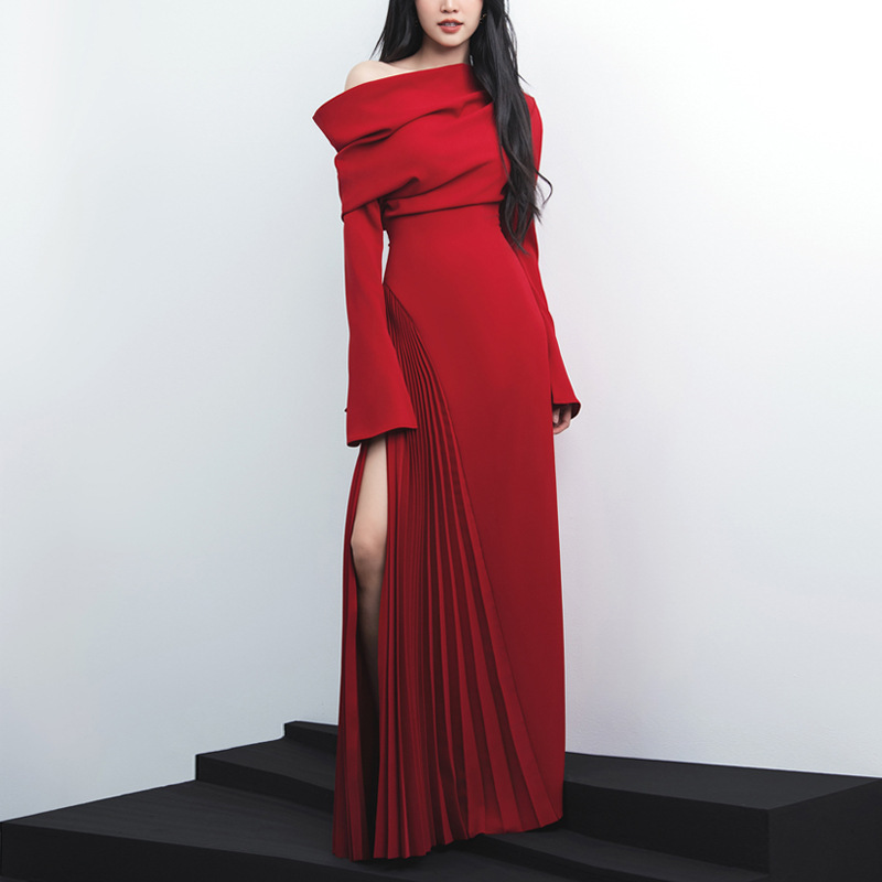 Split red autumn trumpet sleeves crimp dress for women