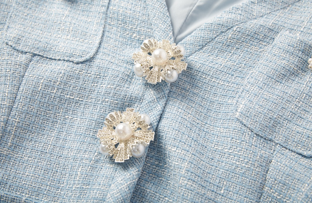 Pleated V-neck brooch high waist big pearl jacket a set