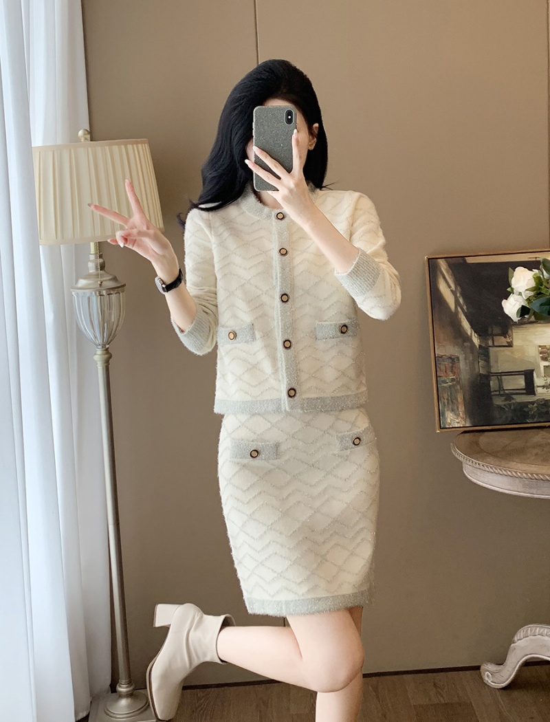 Casual autumn and winter skirt knitted cardigan 2pcs set