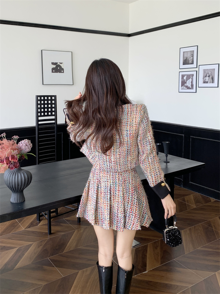 Coarse flower chanelstyle coat mixed colors skirt 2pcs set