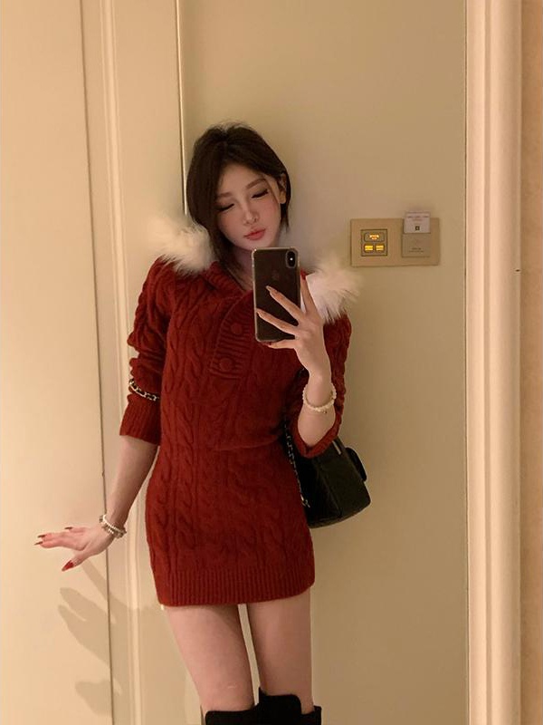 Knitted enticement cherry fur collar dress