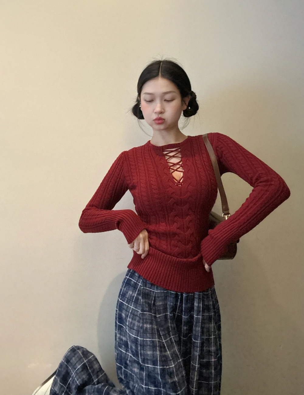 Slim knitted pinched waist retro bottoming sweater for women