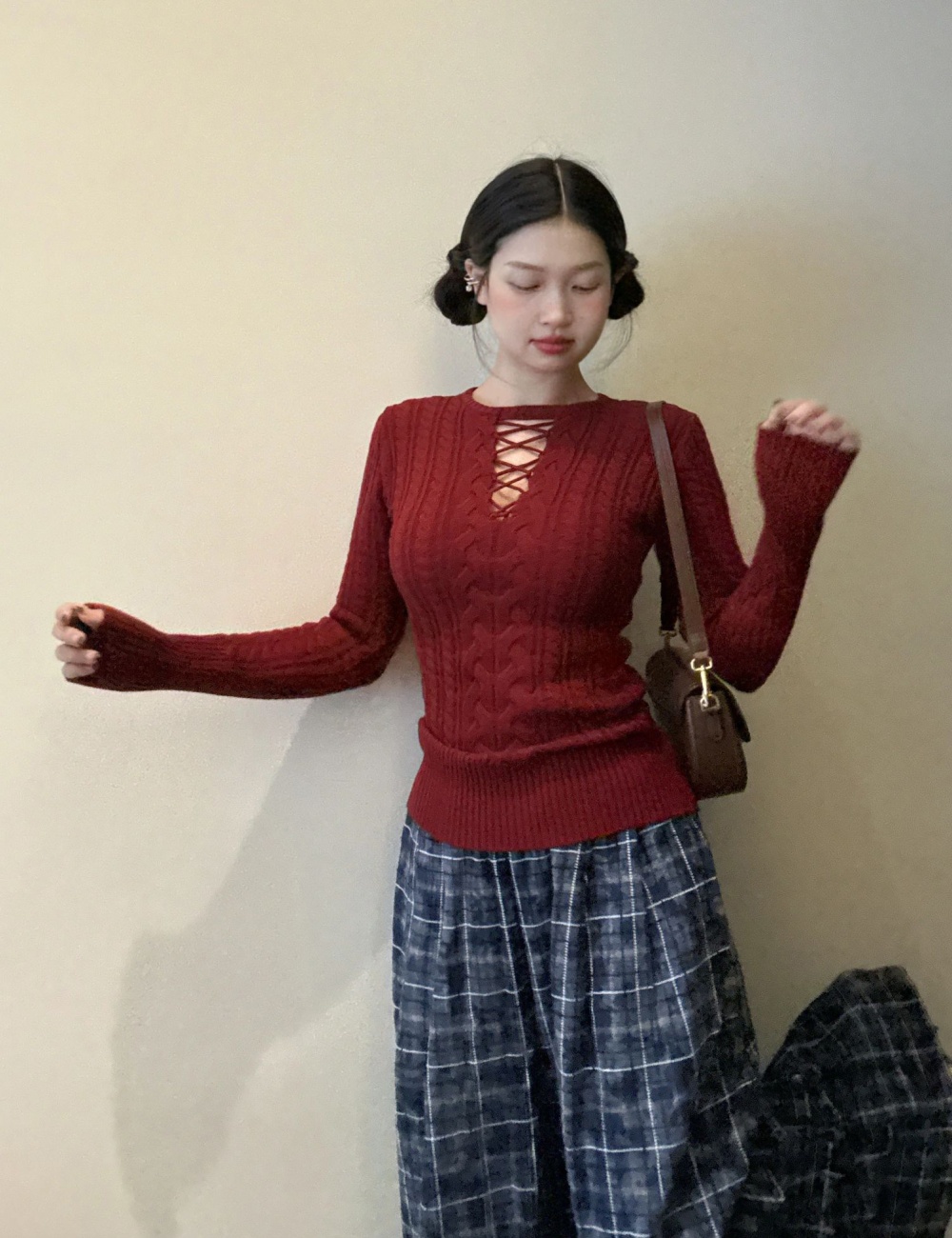 Slim knitted pinched waist retro bottoming sweater for women