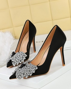 Temperament Korean style high-heeled satin shoes