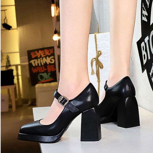 High-heeled belt buckle shoes retro platform for women