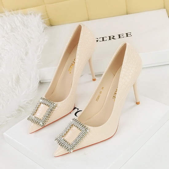 High-heeled pointed rhinestone low fine-root shoes