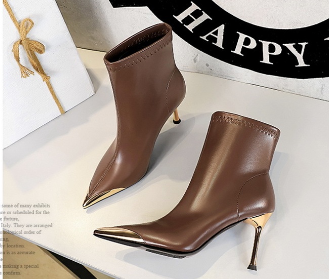 Pointed iron women's boots high-heeled winter short boots