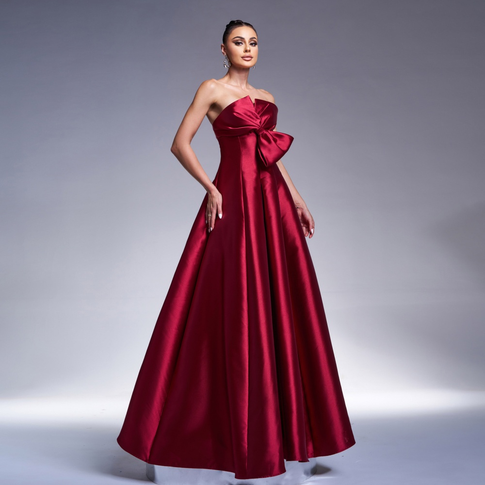 Long banquet evening dress wrapped chest dress