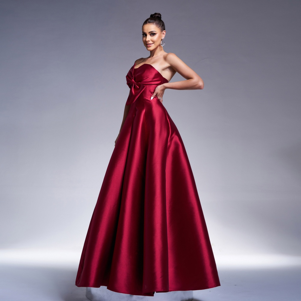 Long banquet evening dress wrapped chest dress