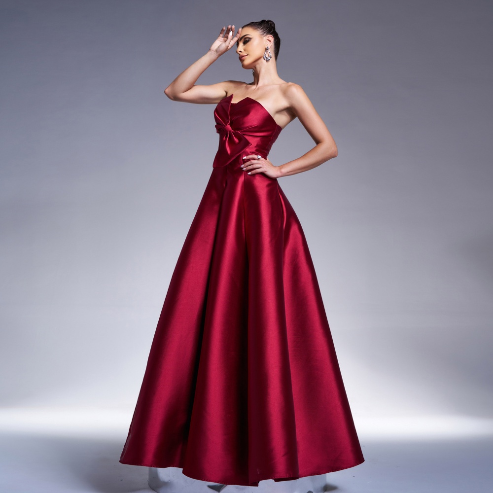 Long banquet evening dress wrapped chest dress