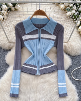 Slim retro lapel sweater Korean style zip stripe bottoming shirt