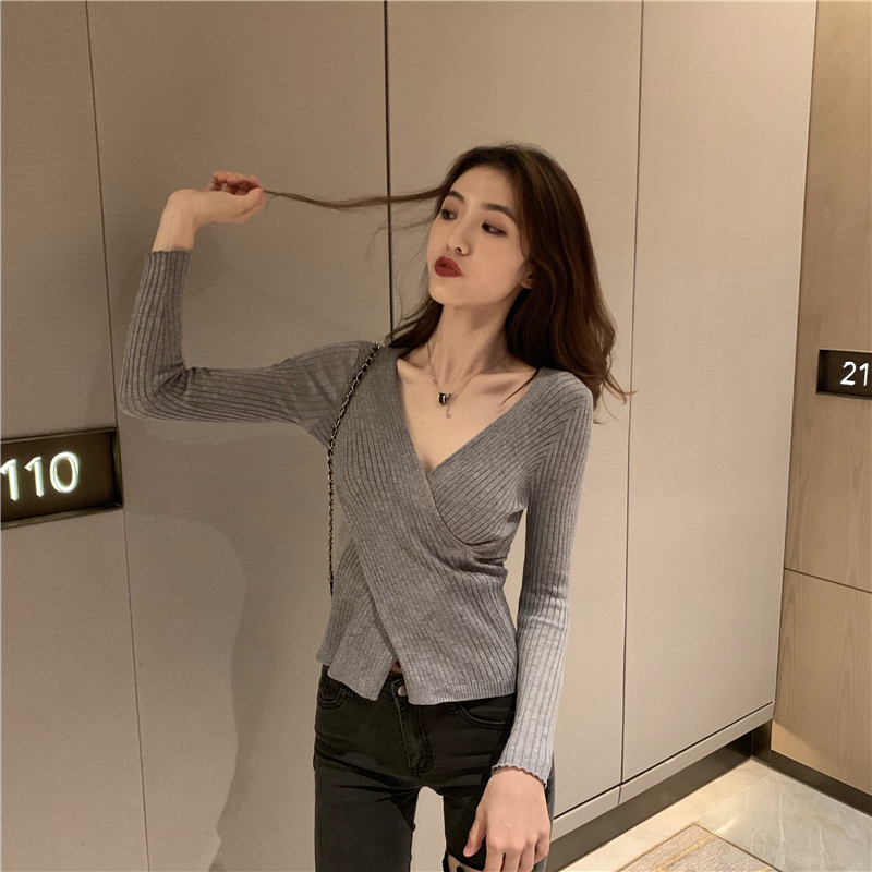 Slim cross autumn and winter sexy V-neck pullover sweater