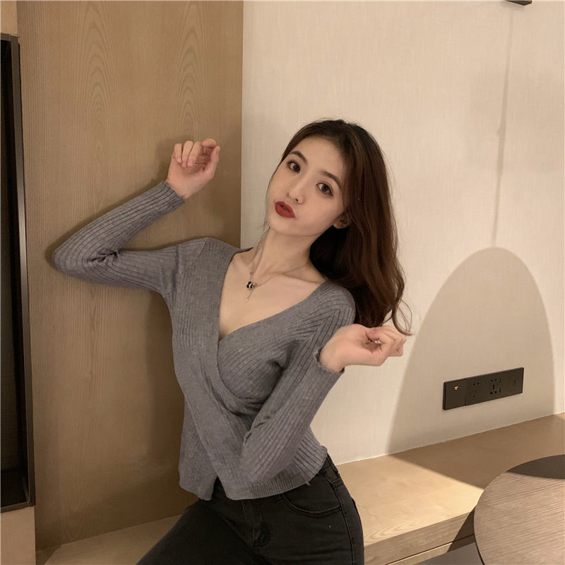 Slim cross autumn and winter sexy V-neck pullover sweater