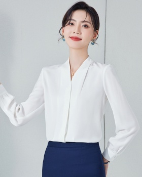 Bottoming white shirt V-neck business suit for women