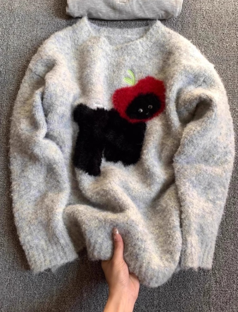 Gray lazy round neck winter puppy sweater for women