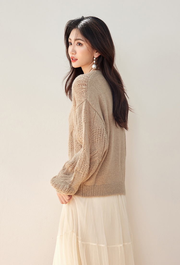 Autumn and winter round neck retro colors tender sweater