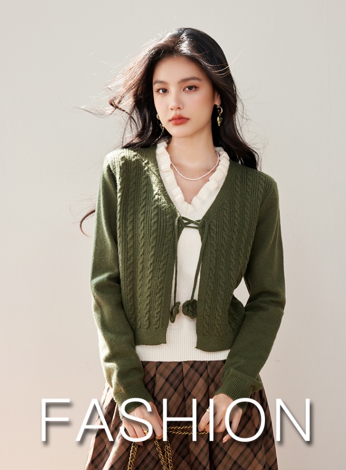 Pullover frenum wood ear loose sweater for women