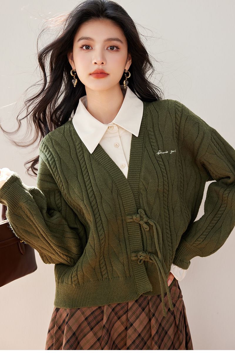 Splice autumn and winter cardigan Pseudo-two sweater for women