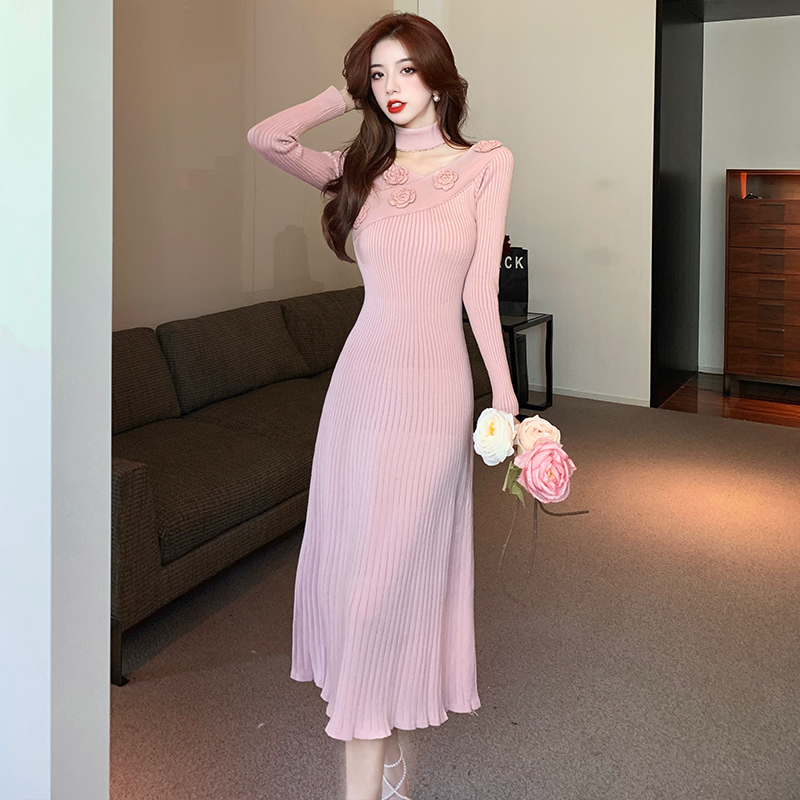 Knitted flowers temperament horizontal collar dress