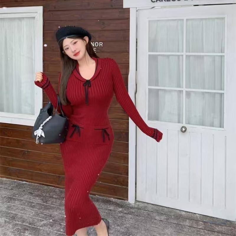 Pencil dress bottoming sweater for women