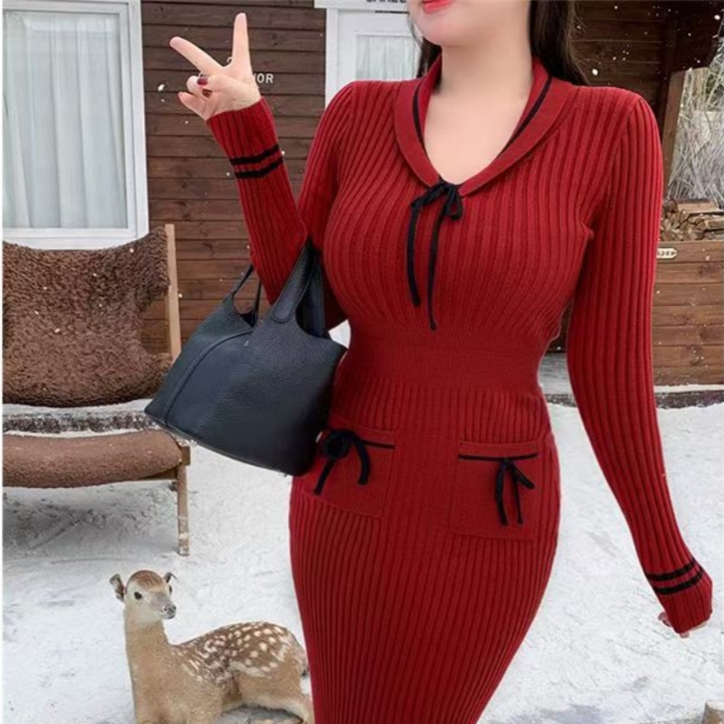 Pencil dress bottoming sweater for women