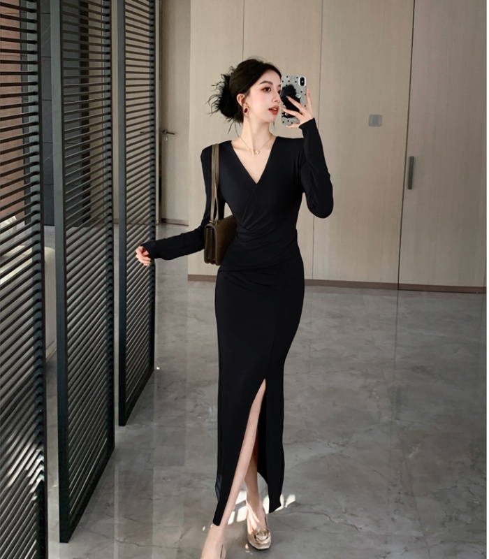 Sexy V-neck irregular dress knitted pinched waist long dress