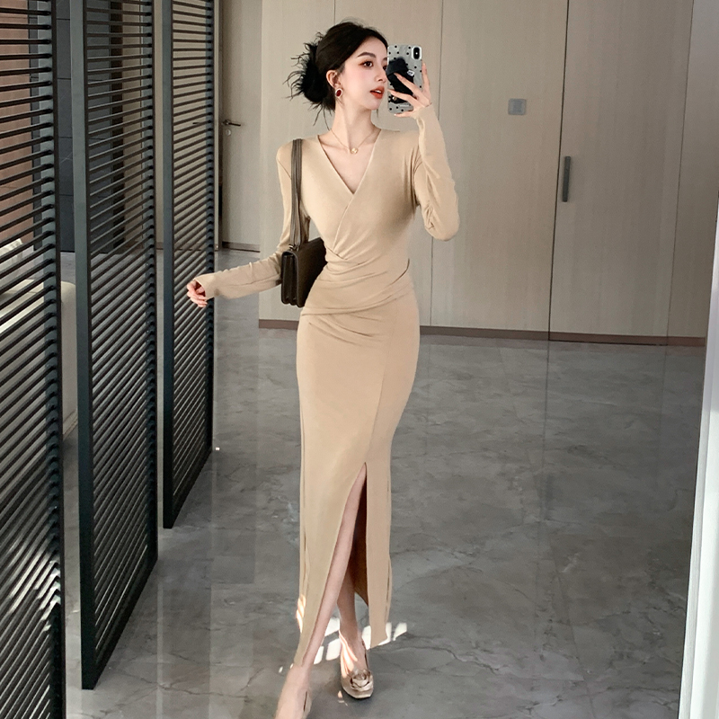 Sexy V-neck irregular dress knitted pinched waist long dress